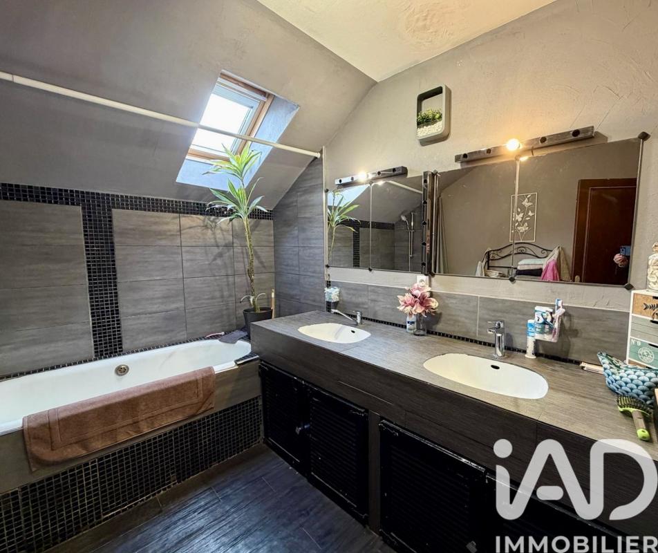 Maison 8 Pièce(s) Villeneuve-sur-Yonne - Photo 13