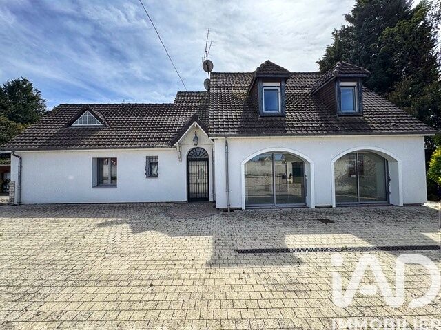 Maison 8 Pièce(s) Bray-sur-Somme - Photo 2