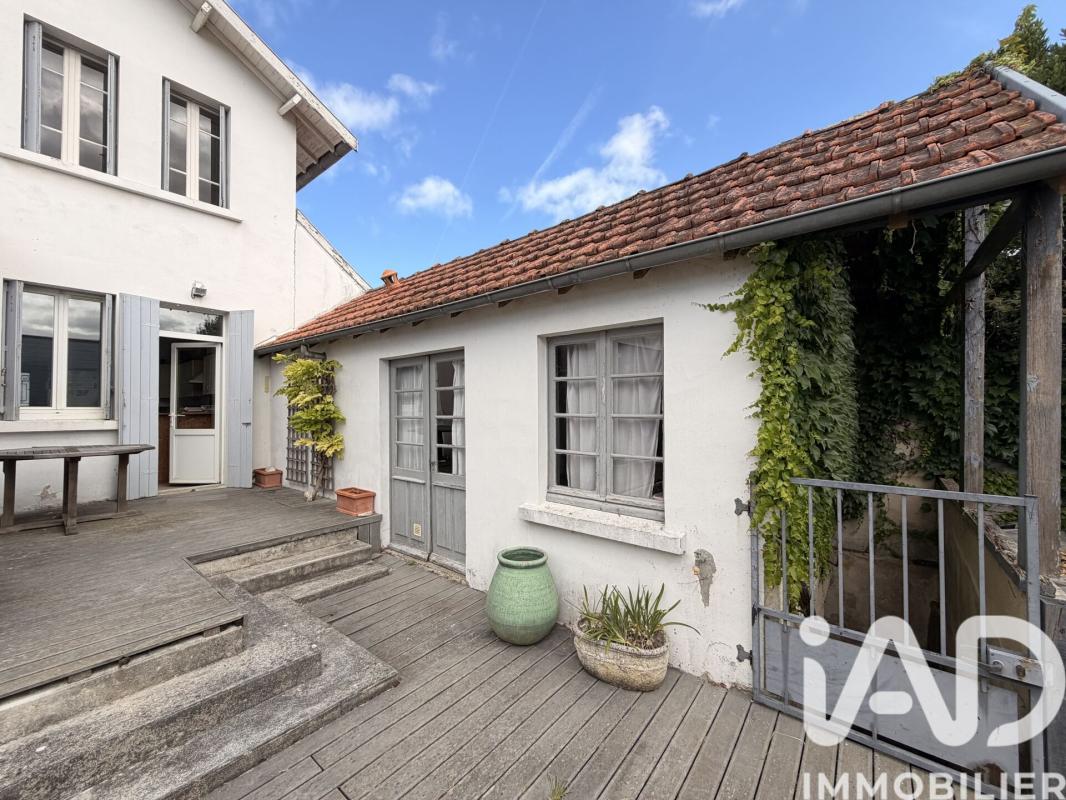 Maison 5 Pièce(s) La Rochelle
