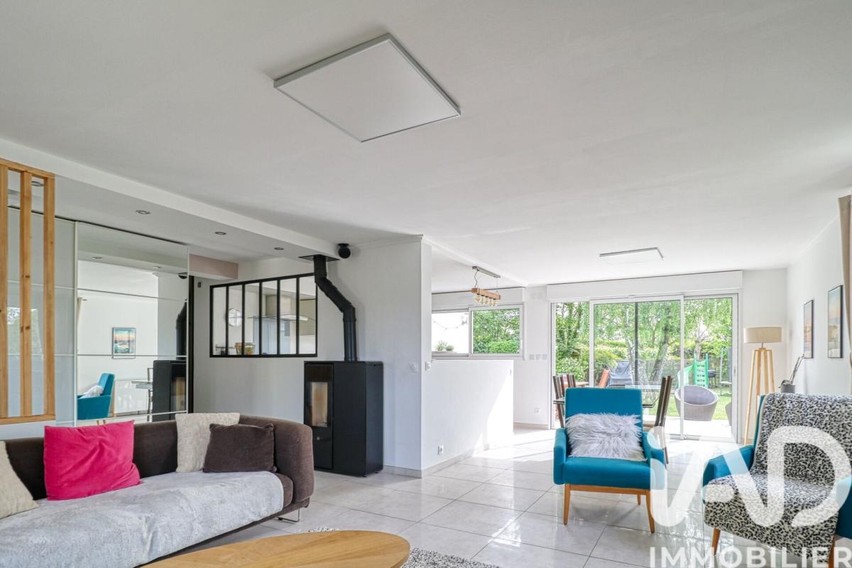 Maison 8 Pièce(s) Saint-Prix
