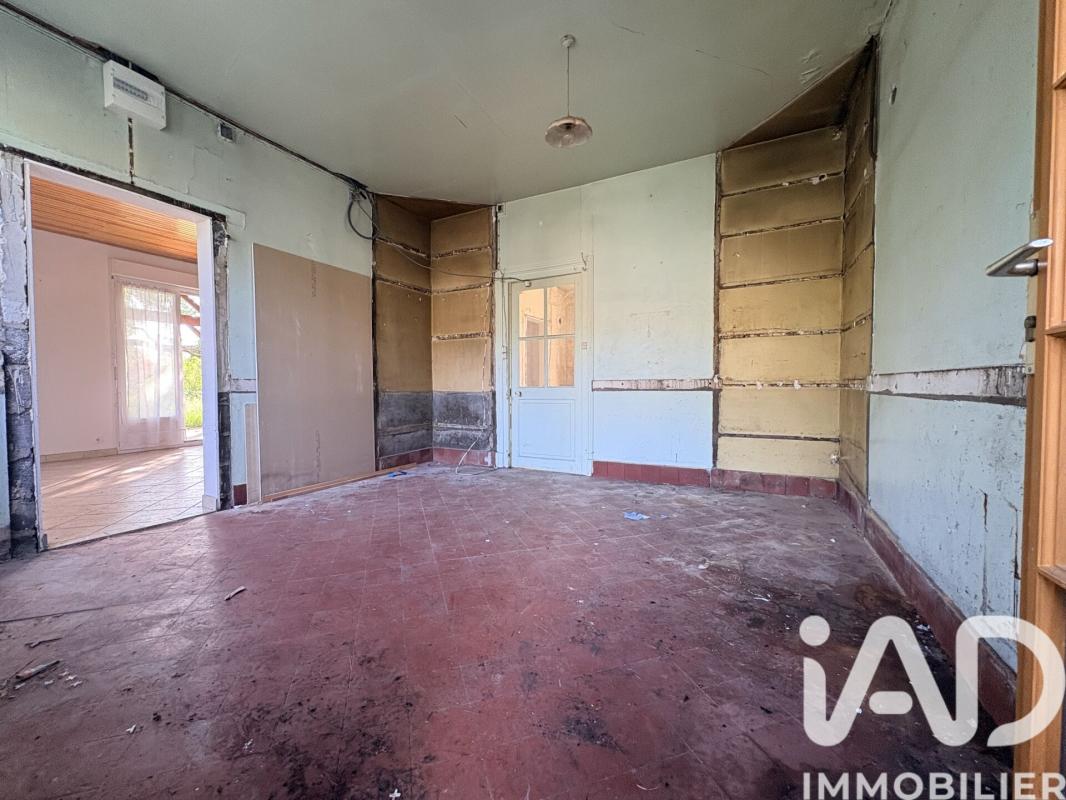 Maison 5 Pièce(s) Saint-Amand-Montrond - Photo 7