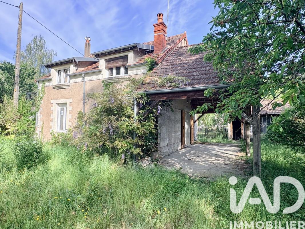 Maison 5 Pièce(s) Saint-Amand-Montrond