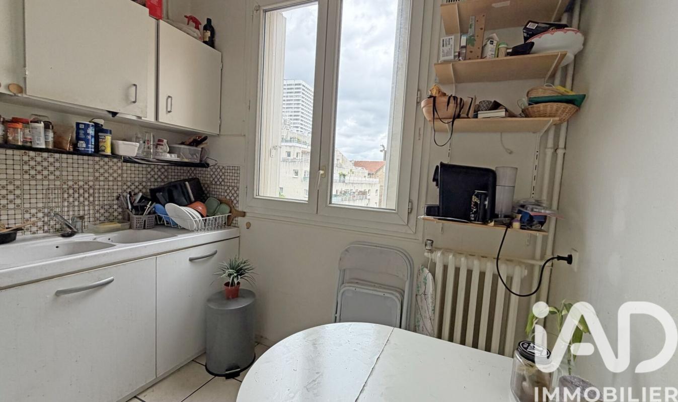 Appartement 1 Pièce(s) Paris 18eme Arrondissement - Photo 2