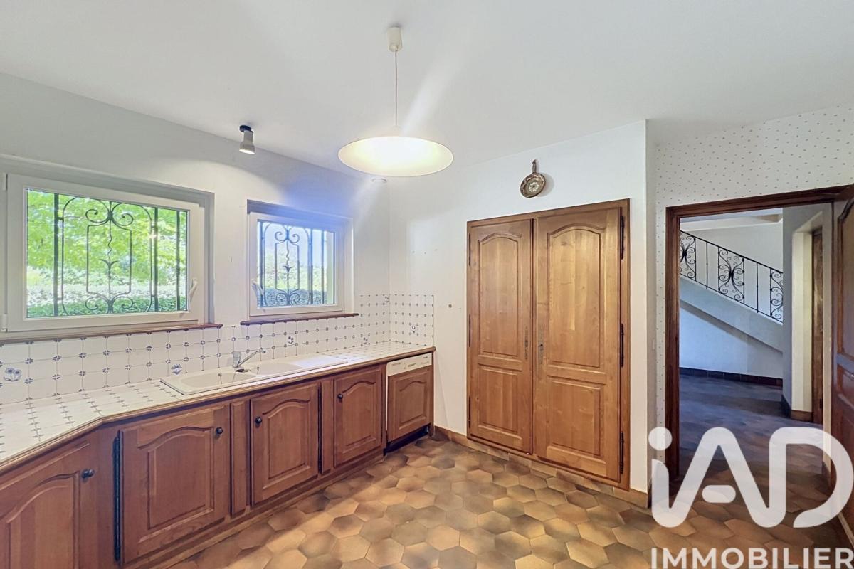 Maison 9 Pièce(s) Pont-Saint-Esprit - Photo 12