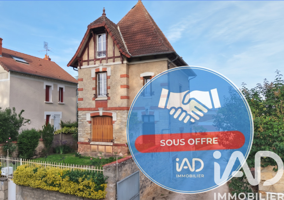 Maison 5 Pièce(s) Saint-Amand-Montrond