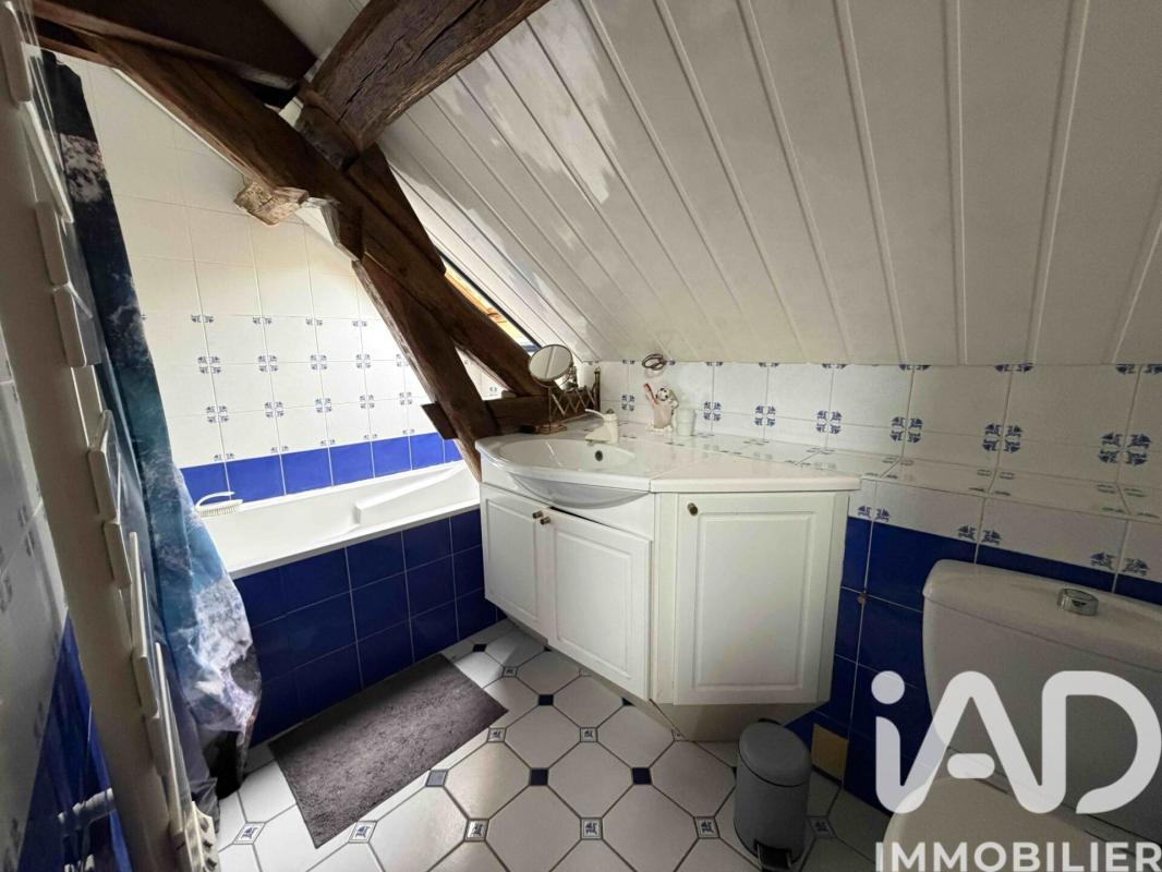 Maison 8 Pièce(s) Saint-Pierre-lès-Nemours - Photo 24