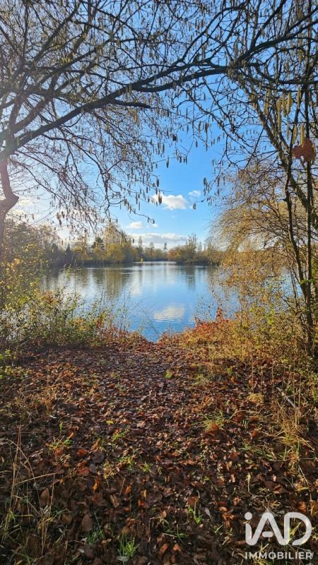 Terrain  Ay-sur-Moselle