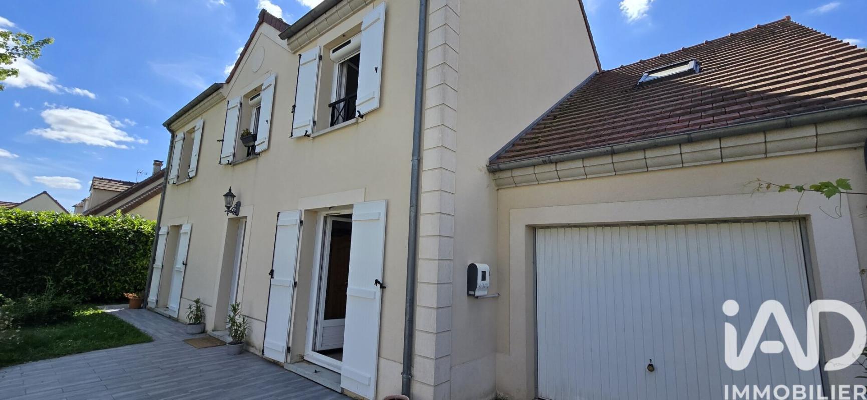 Maison 8 Pièce(s) Le Plessis-Pâté