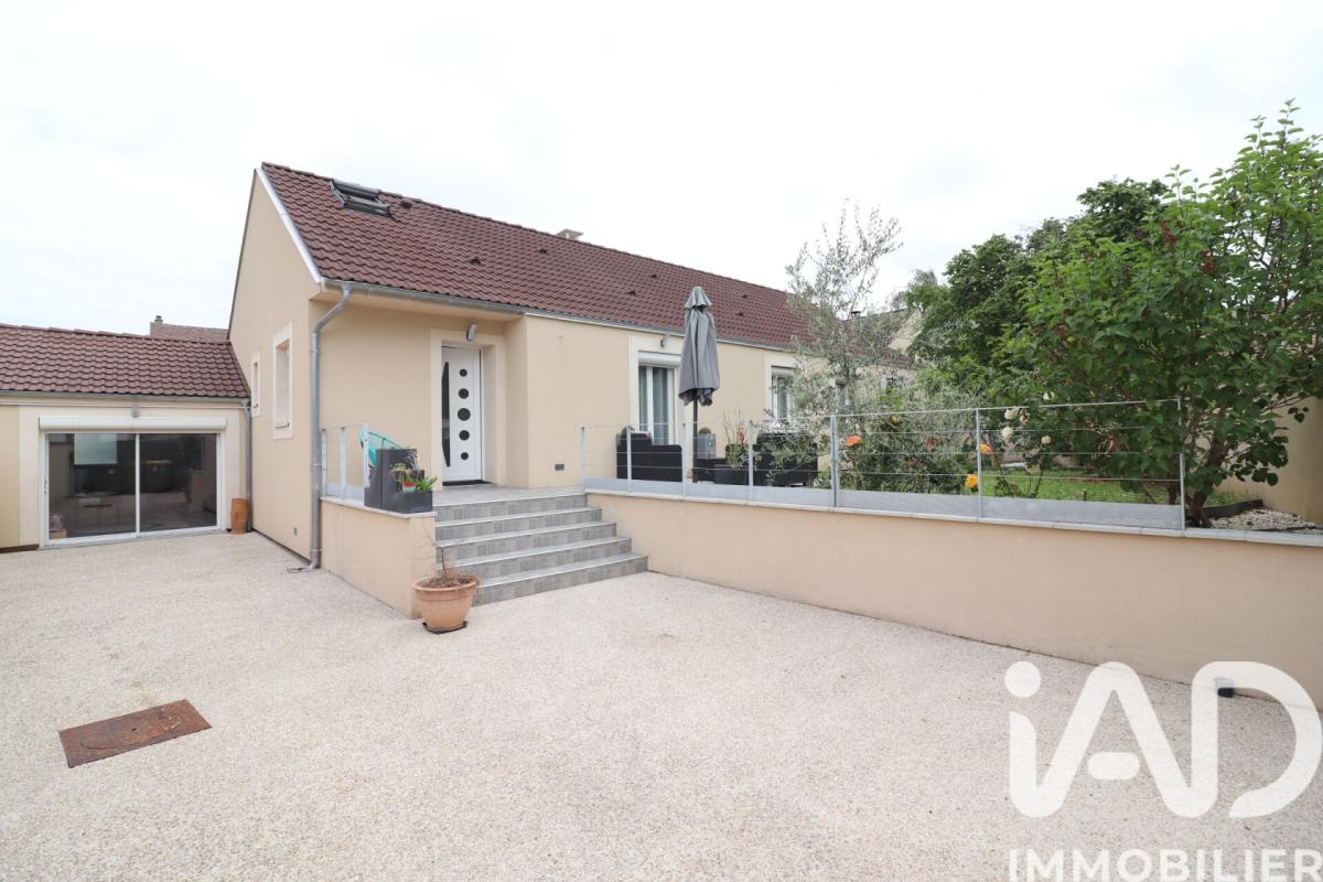 Maison 7 Pièce(s) Champagne-sur-Seine