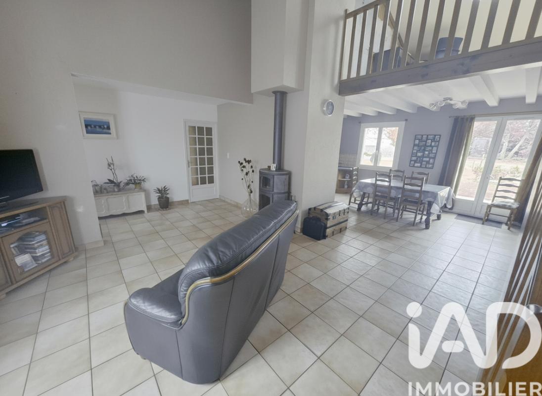 Maison 5 Pièce(s) Chaumes-en-Retz - Photo 2