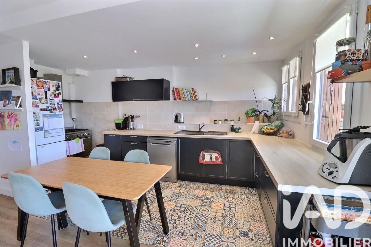 Appartement 4 Pièce(s) Marseille 4eme Arrondissement
