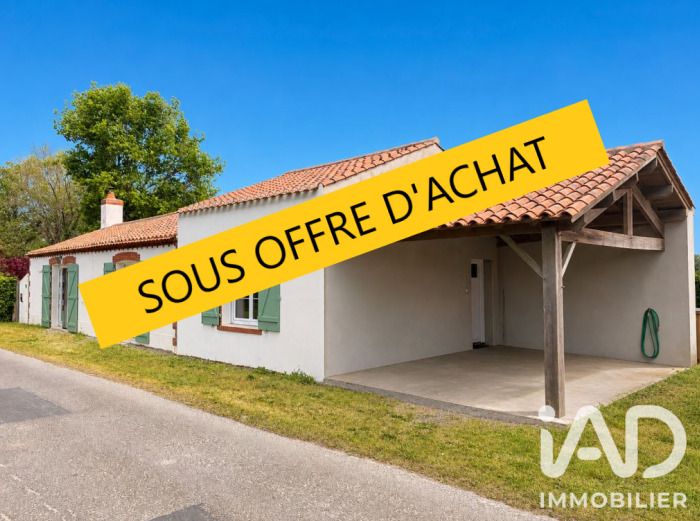 Maison 4 Pièce(s) Grosbreuil