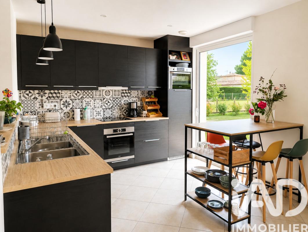 Maison 7 Pièce(s) Montpon-Ménestérol