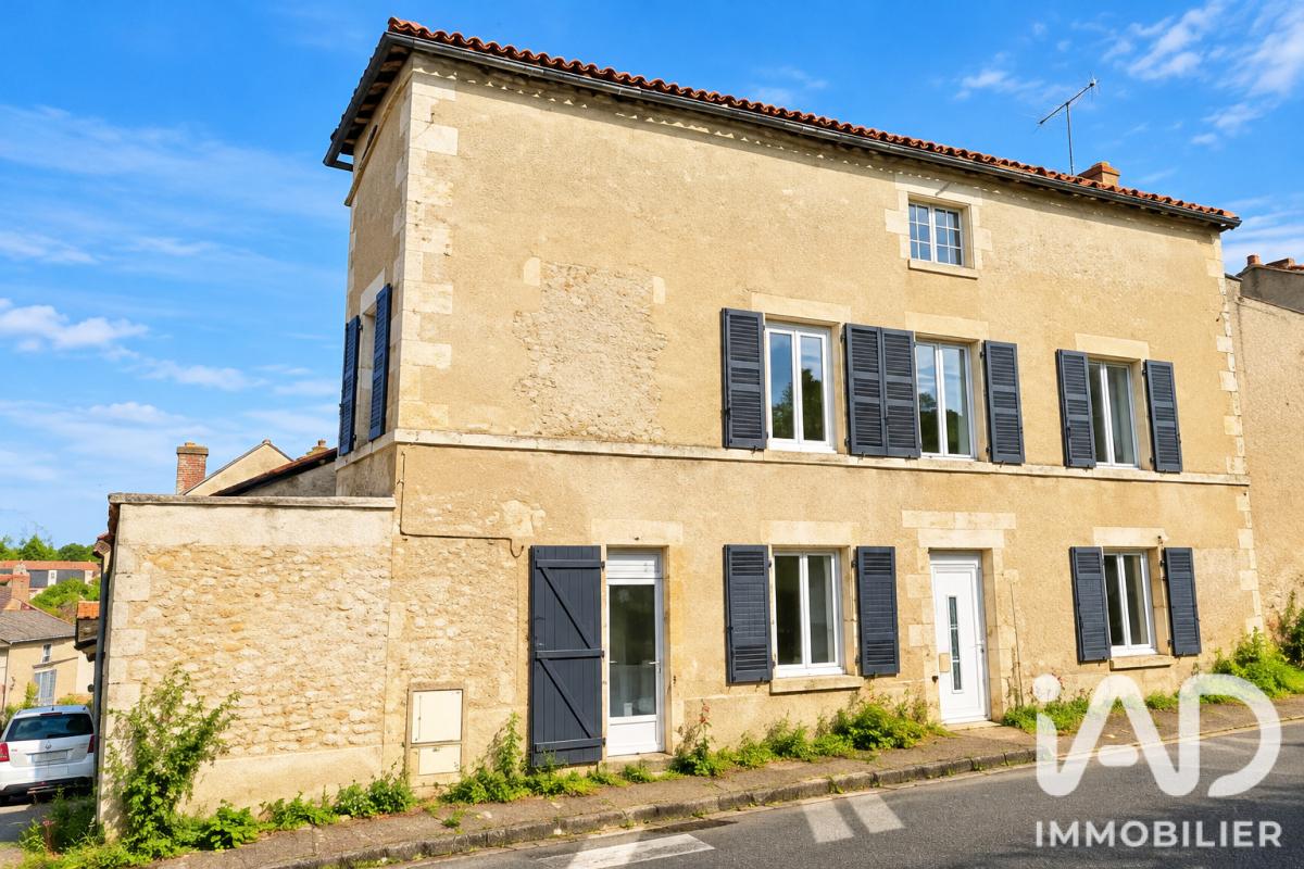 Maison 3 Pièce(s) Saint-Savin
