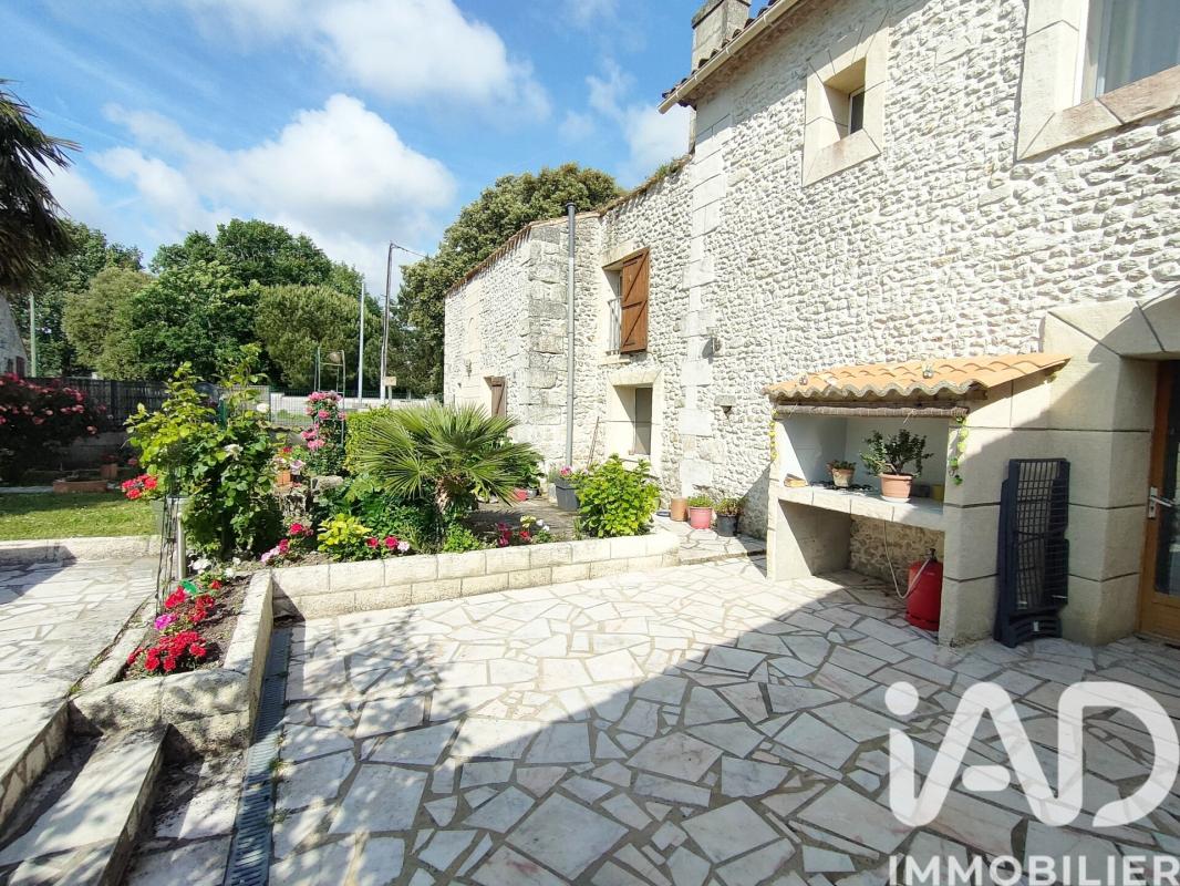 Maison 4 Pièce(s) Chenac-Saint-Seurin-d'Uzet - Photo 22