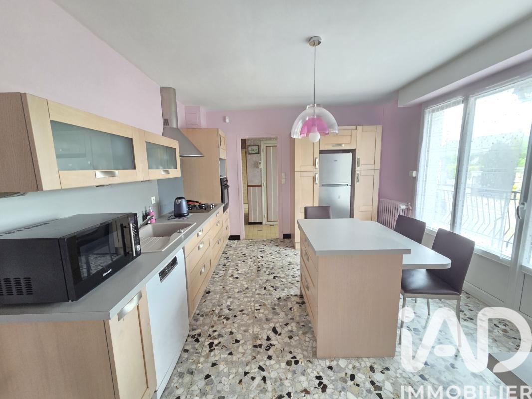 Maison 5 Pièce(s) Châtres