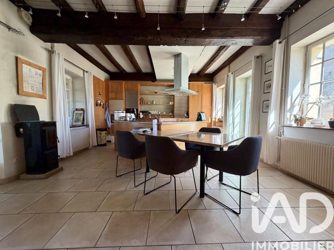 Maison 7 Pièce(s) Saint-Ambreuil - Photo 2