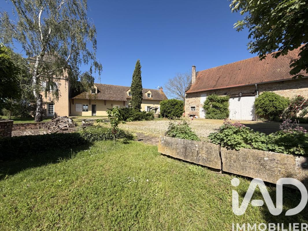 Maison 7 Pièce(s) Saint-Ambreuil - Photo 12