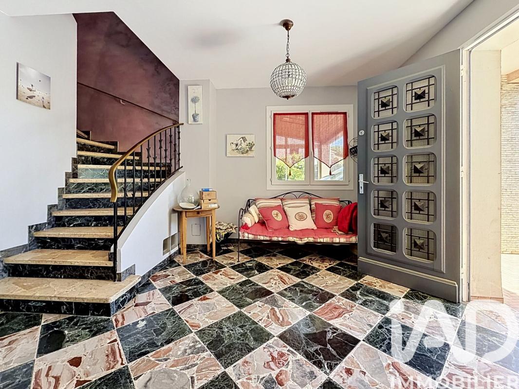 Maison 5 Pièce(s) Six-Fours-les-Plages - Photo 2