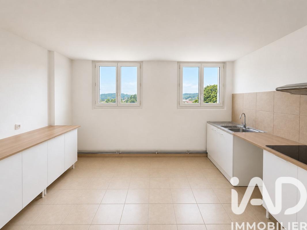 Appartement 4 Pièce(s) Port-Jérôme-sur-Seine