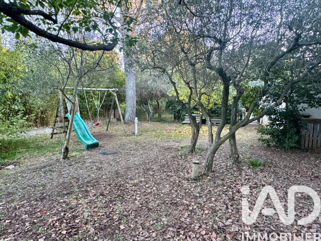 Appartement 5 Pièce(s) Nîmes