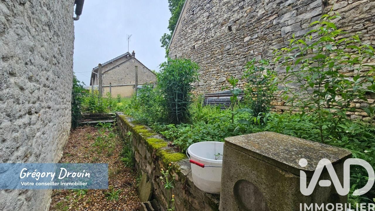 Maison de village 6 Pièce(s) Tousson