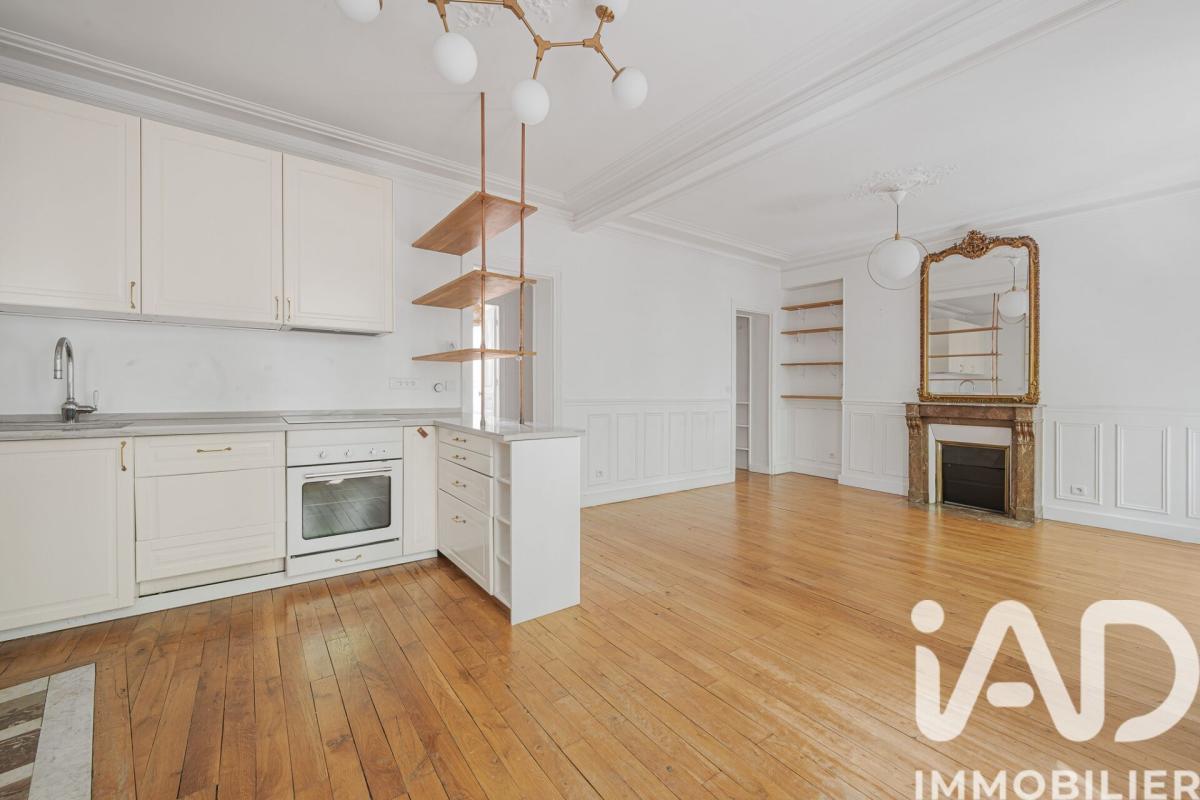 Appartement 4 Pièce(s) Paris 18eme Arrondissement