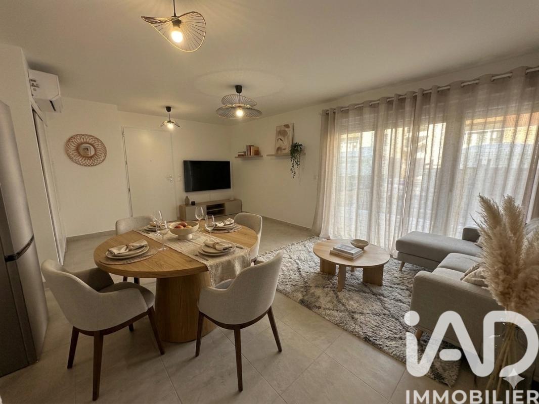 Appartement 3 Pièce(s) Rodilhan