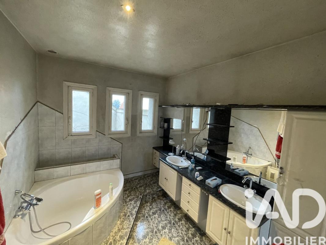 Maison 7 Pièce(s) Roanne - Photo 10