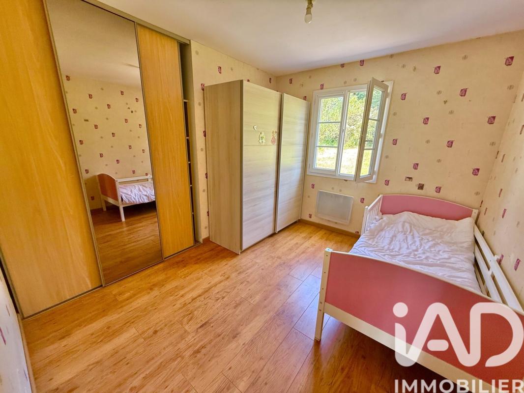 Maison 7 Pièce(s) Cosne-Cours-sur-Loire - Photo 23