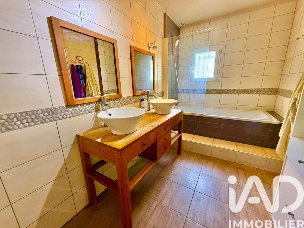 Maison 7 Pièce(s) Cosne-Cours-sur-Loire - Photo 25