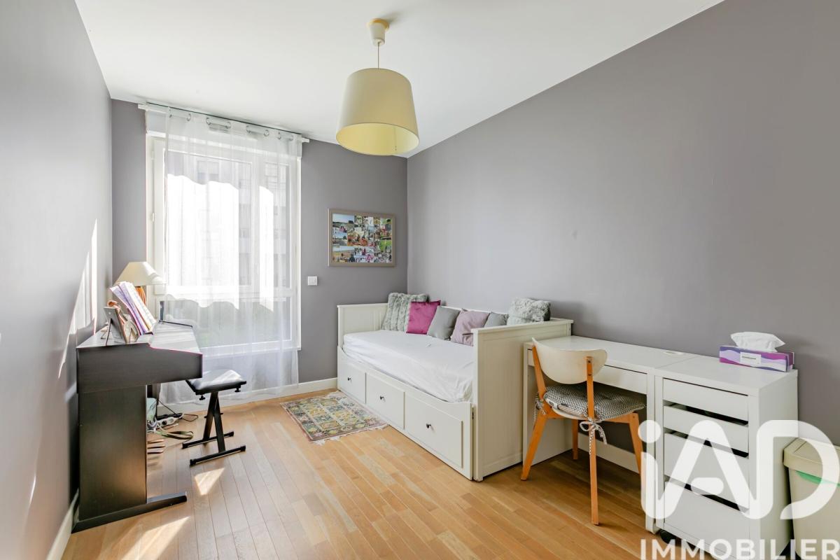 Appartement 5 Pièce(s) Issy-les-Moulineaux