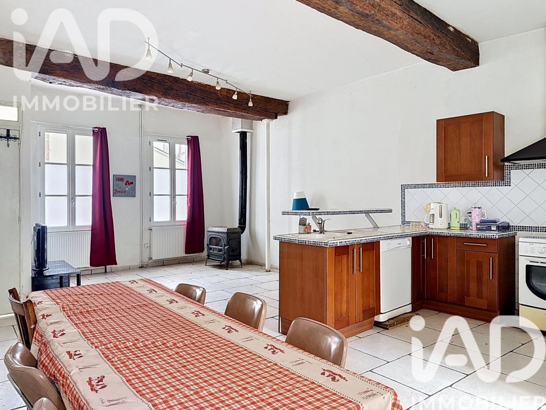 Maison 7 Pièce(s) Château-Renard - Photo 2