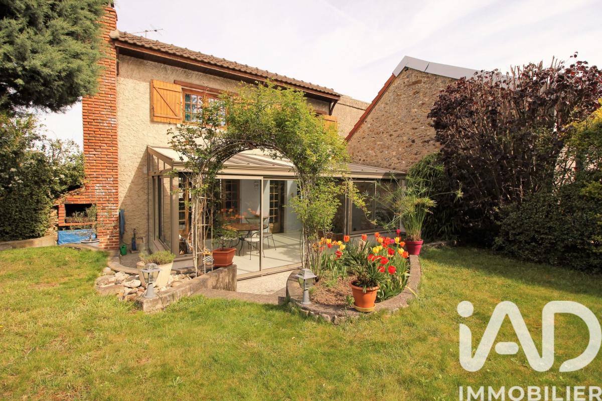 Maison traditionnelle 7 Pièce(s) Villecresnes