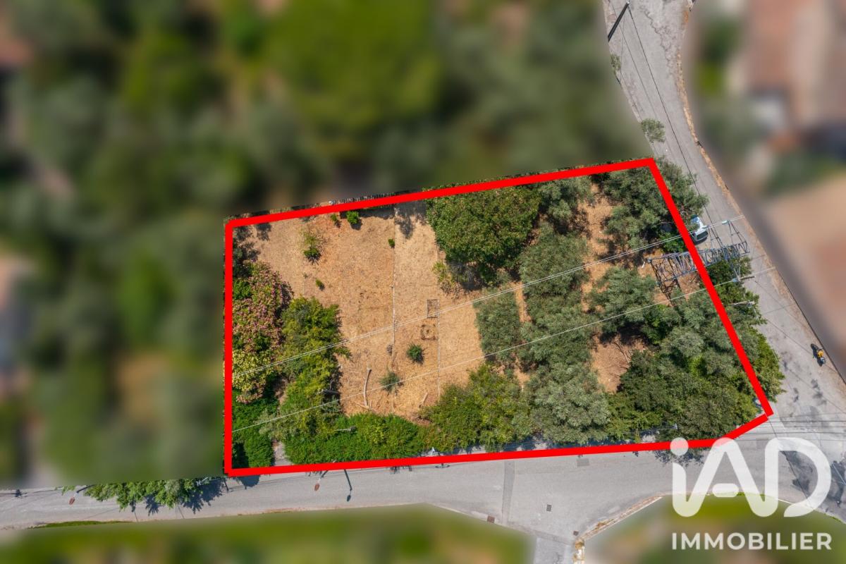 Terrain  Grasse