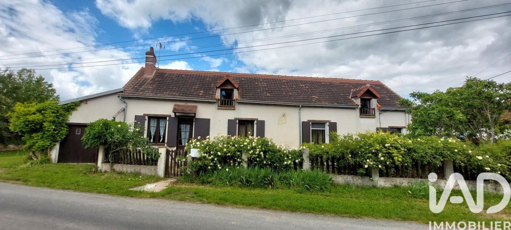 Maison 5 Pièce(s) Nouans-les-Fontaines