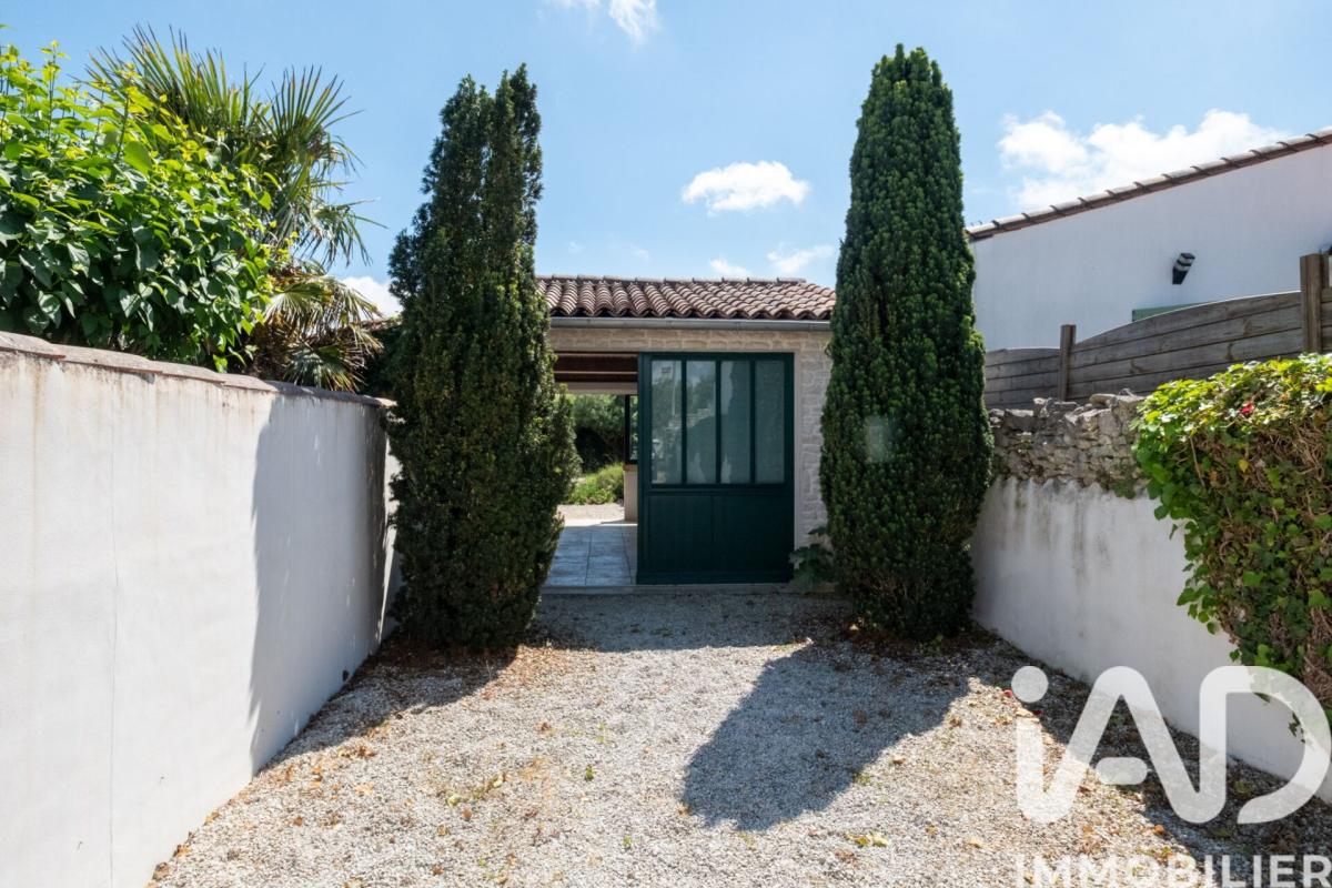 Maison 5 Pièce(s) Sainte-Marie-de-Ré - Photo 2
