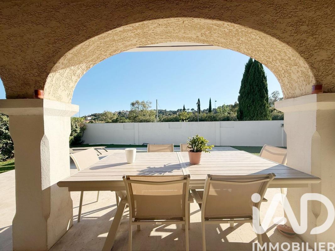 Maison 6 Pièce(s) Carqueiranne - Photo 3