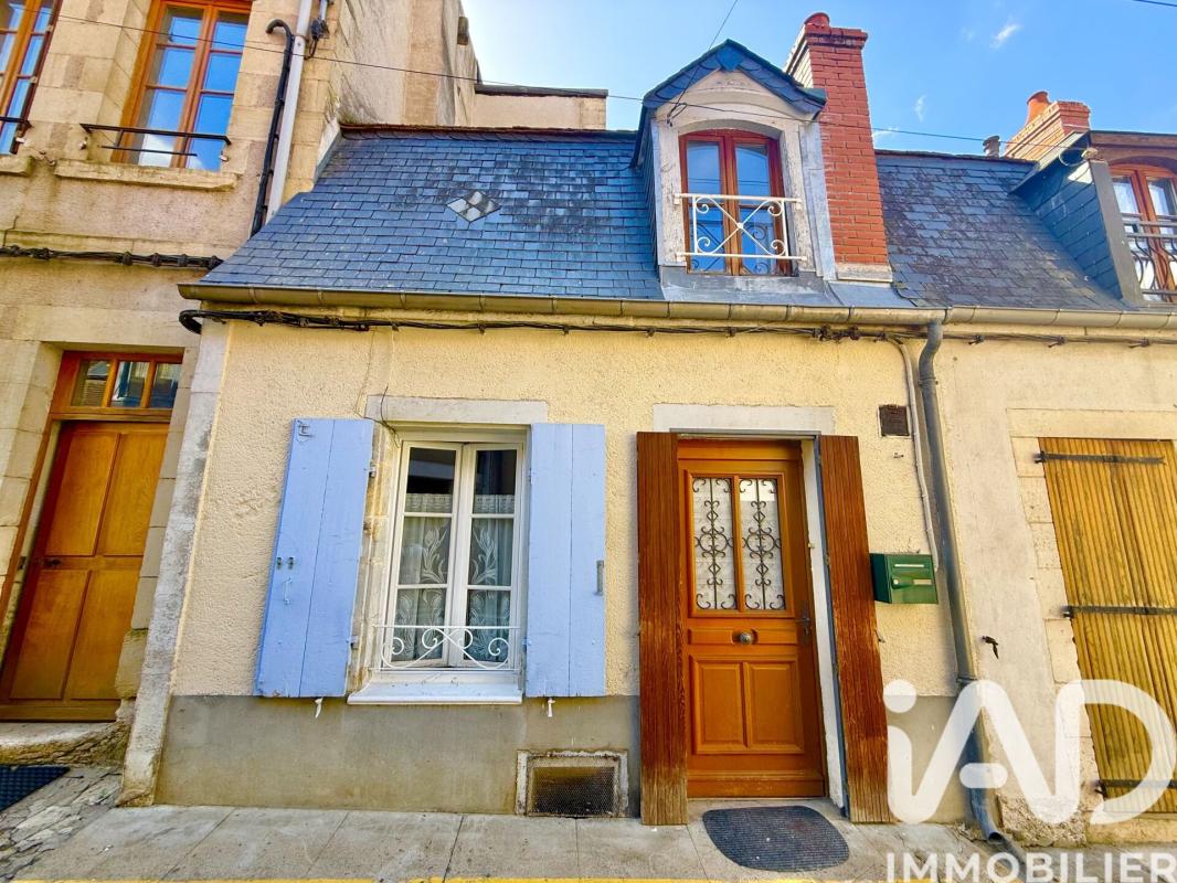 Maison de ville 8 Pièce(s) La Charité-sur-Loire