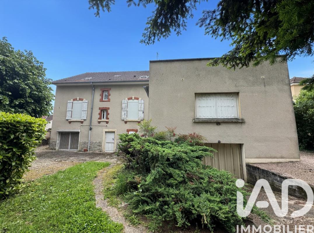 Maison 8 Pièce(s) Montceau-les-Mines