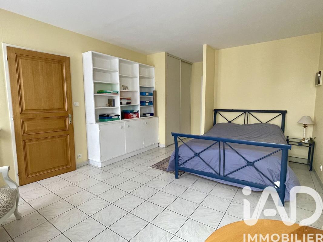 Maison 7 Pièce(s) Saint-Gilles-Croix-de-Vie - Photo 17