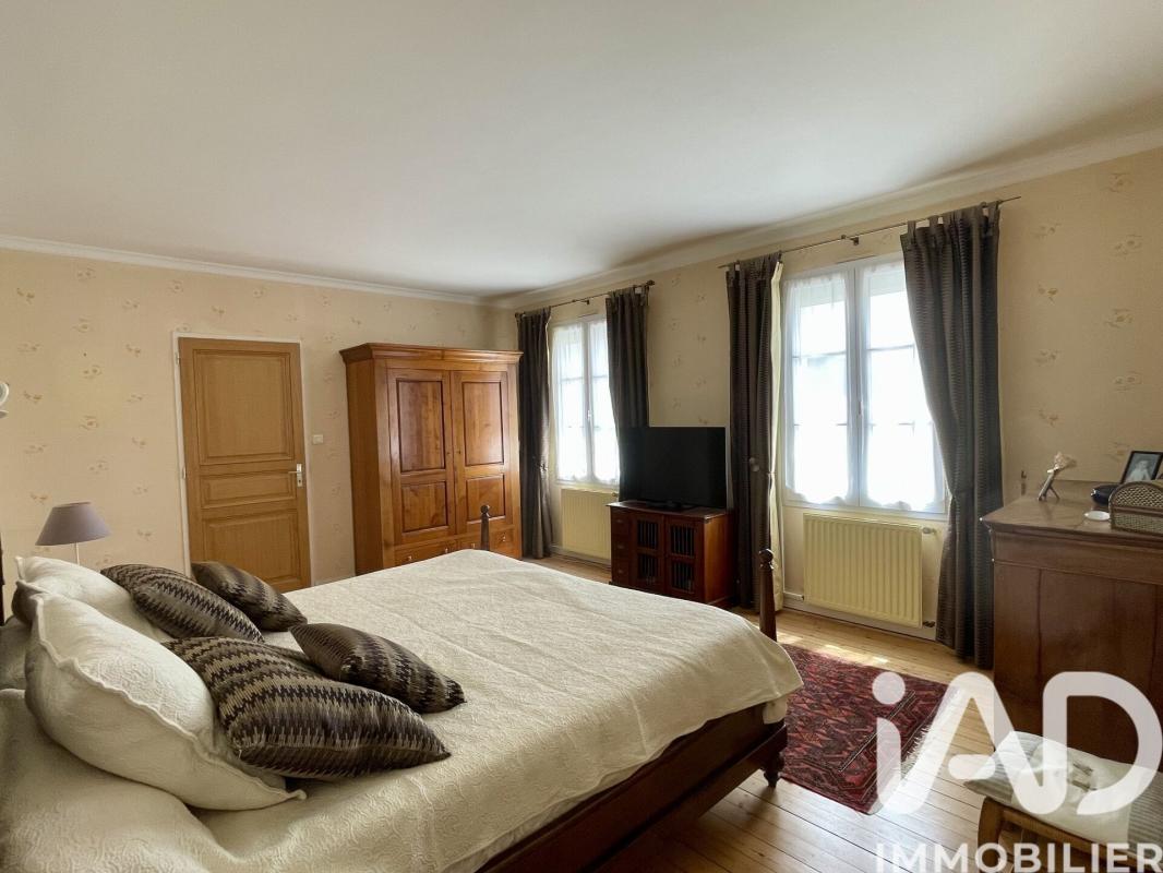 Maison 7 Pièce(s) Saint-Gilles-Croix-de-Vie - Photo 18