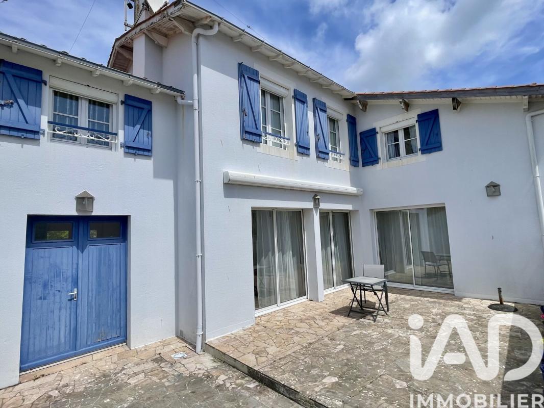 Maison 7 Pièce(s) Saint-Gilles-Croix-de-Vie - Photo 4