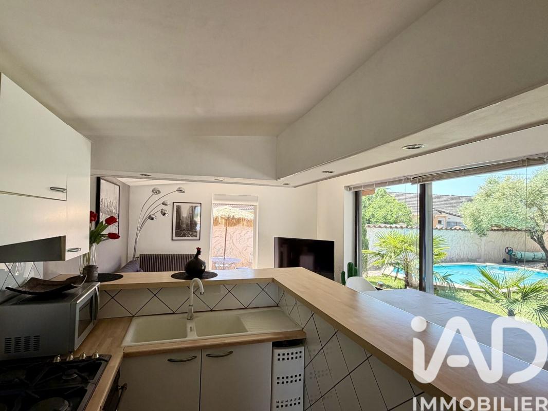 Maison 9 Pièce(s) Meyzieu - Photo 11