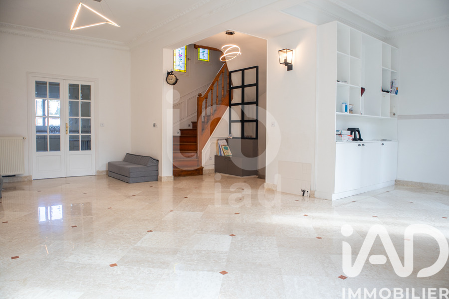 Maison 7 Pièce(s) Saint-Maur-des-Fossés - Photo 2