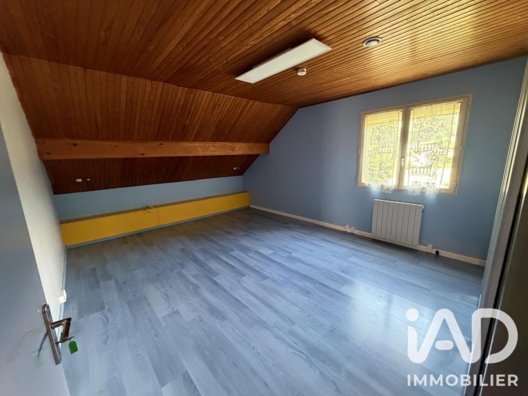 Maison 7 Pièce(s) Chélieu - Photo 13
