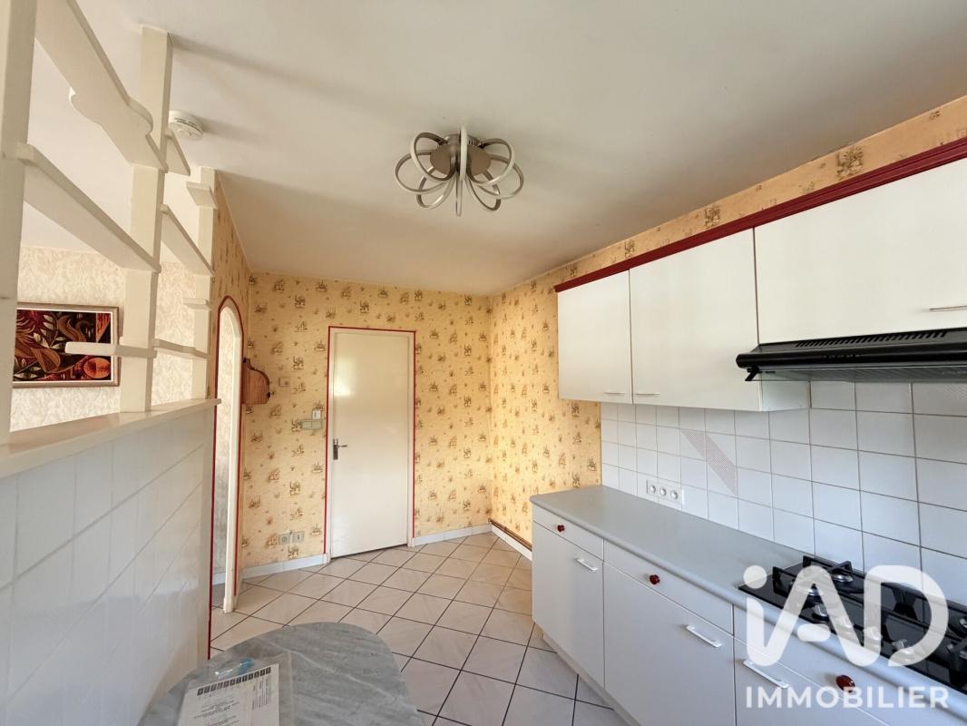 Maison 7 Pièce(s) Chélieu - Photo 4