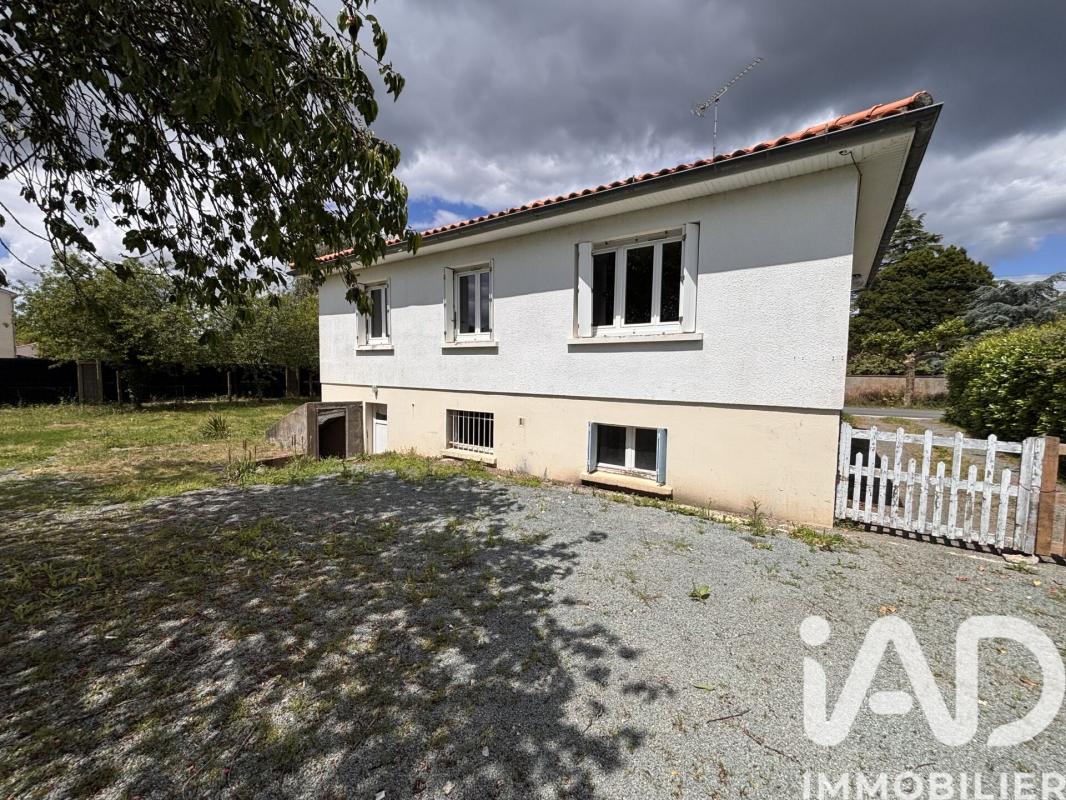 Maison 4 Pièce(s) Fontenay-le-Comte - Photo 10