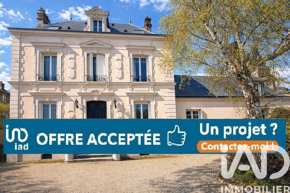 Maison 9 Pièce(s) Évreux