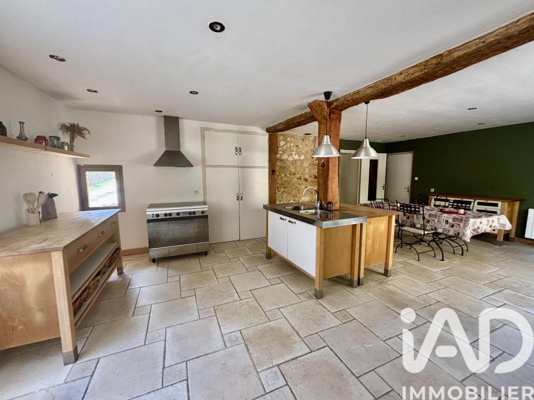 Maison 7 Pièce(s) Saint-Georges-de-Montclard - Photo 3